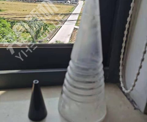 铝合金粘塑胶用什么胶水？