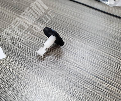 尼龙和橡胶用什么胶粘最好？奕合牌pp塑料胶水解决尼龙件难粘难题