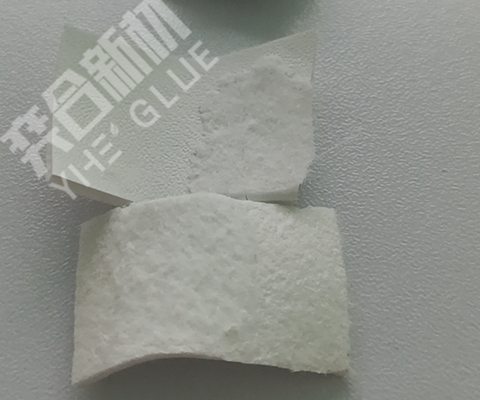 超纤皮用什么胶水贴？奕合牌难粘塑料专用快干胶水解决粘接难题