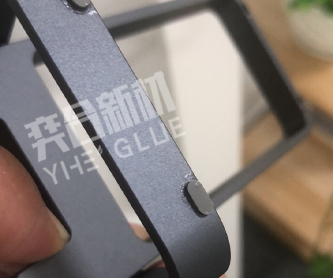 用什么胶水可以粘硅胶免处理？塑料透明不发白快干胶_奕合厂家批发