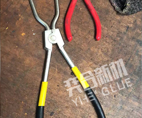 五金手钳产品用什么胶粘？选用粘性好高强度的套接专用胶_奕合