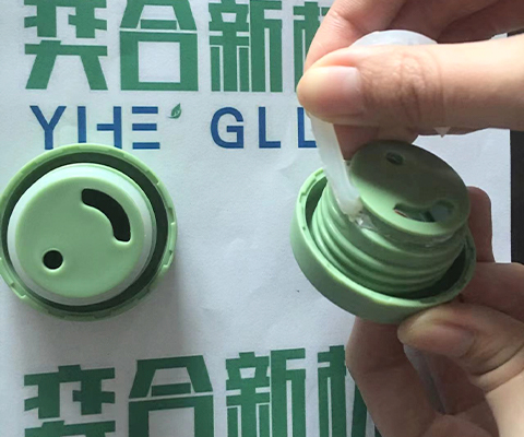 硅胶粘pp塑料用什么胶水?软性透明速干胶来自奕合品牌