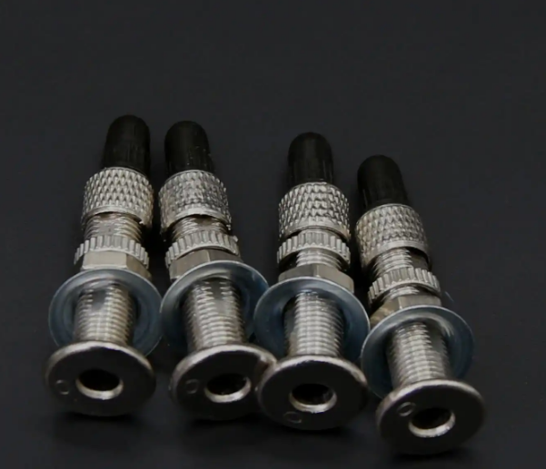 自行车气嘴ABS粘金属瞬间胶解决方案