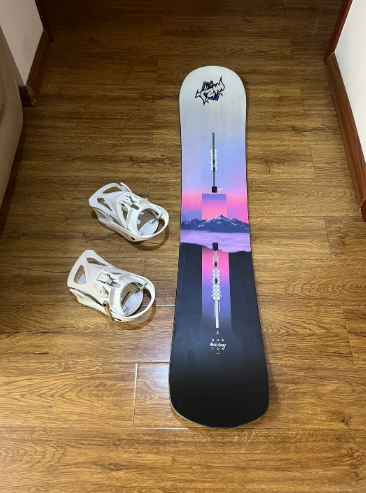 滑雪板ABS粘EVA专用胶 奕合强力胶水应用案例